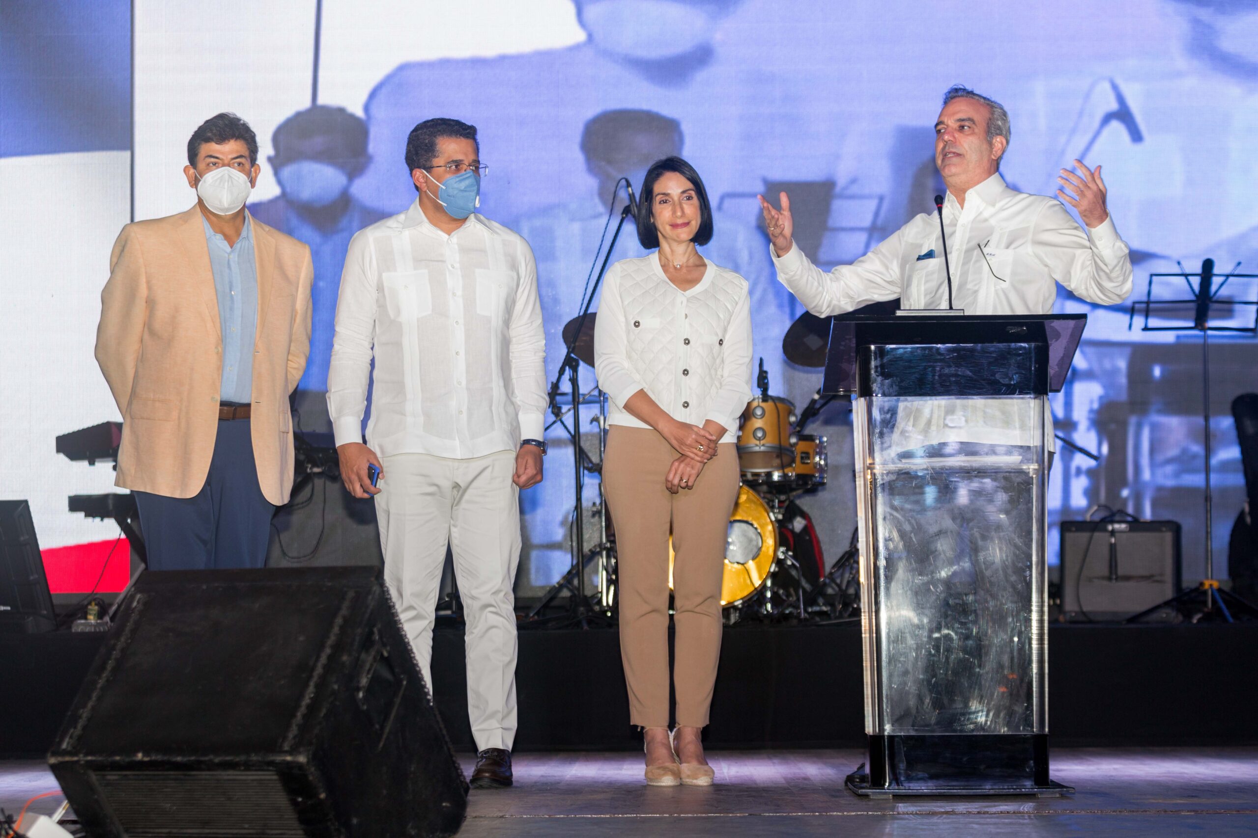 Presidente Luis Abinader asiste a encuentro con 375 agentes de viajes  organizado por ALGV y AMResorts