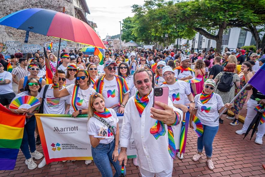 Marriott International viste sus hoteles de orgullo en un mes de celebración y compromiso