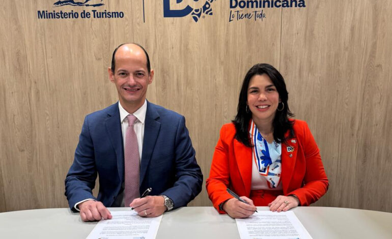 Médico Express y la Asociación de Hoteles de Santo Domingo firman acuerdo en FITUR para elevar la seguridad y el bienestar del visitante 