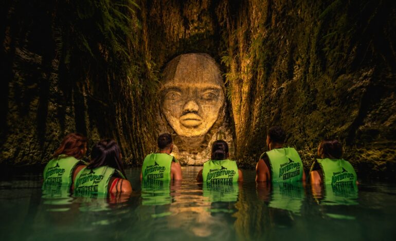 Magic Mystic Memories: la  experiencia nocturna en un río subterráneo de Bávaro Adventure Park
