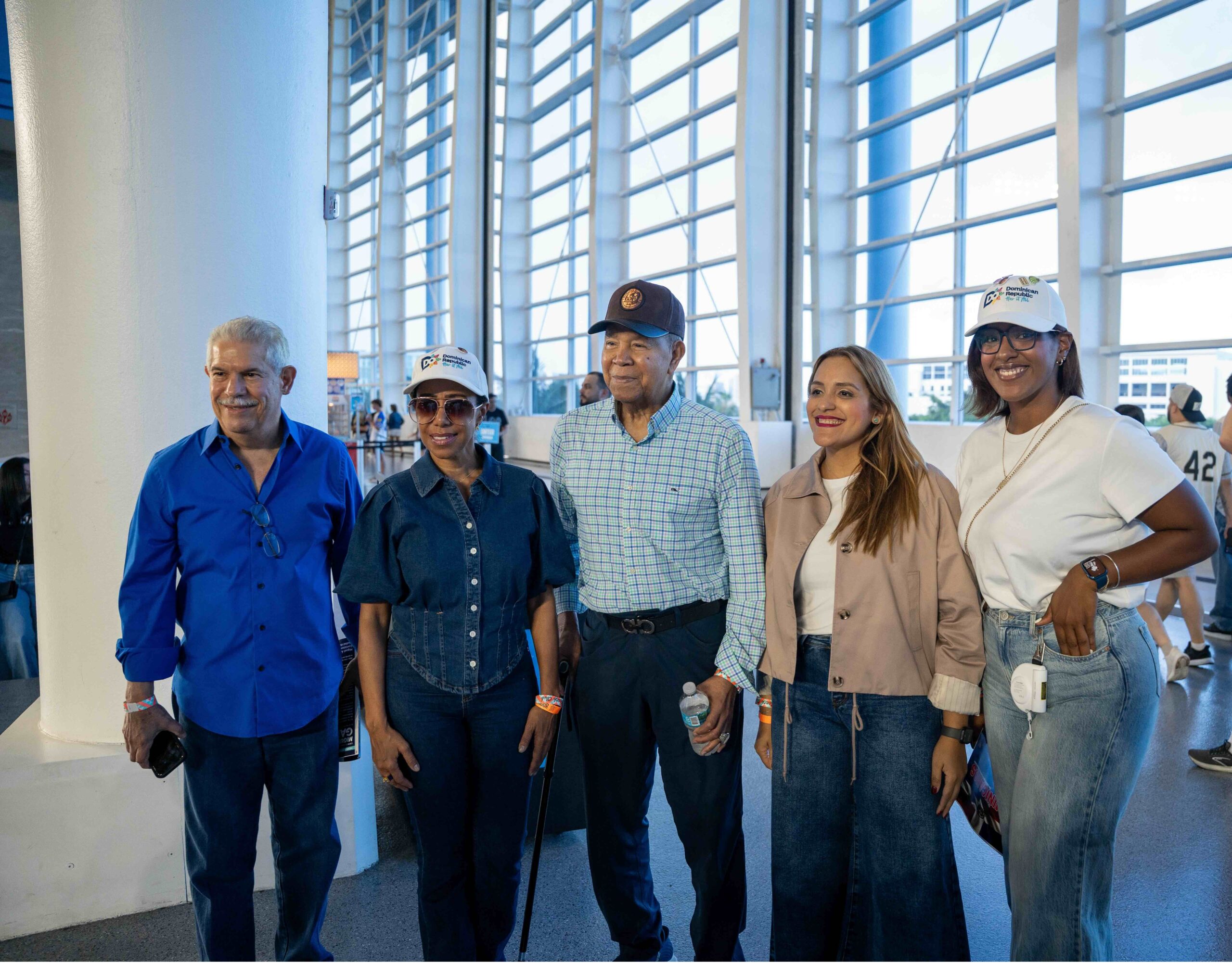 Arajet y Mitur refuerzan la promoción turística de República Dominicana en Estados Unidos junto a los Miami Marlins