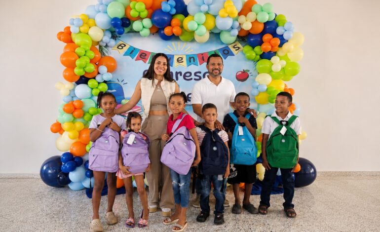 Blu Terrenas impulsa la educación con la entrega anual de útiles escolares por quinto año